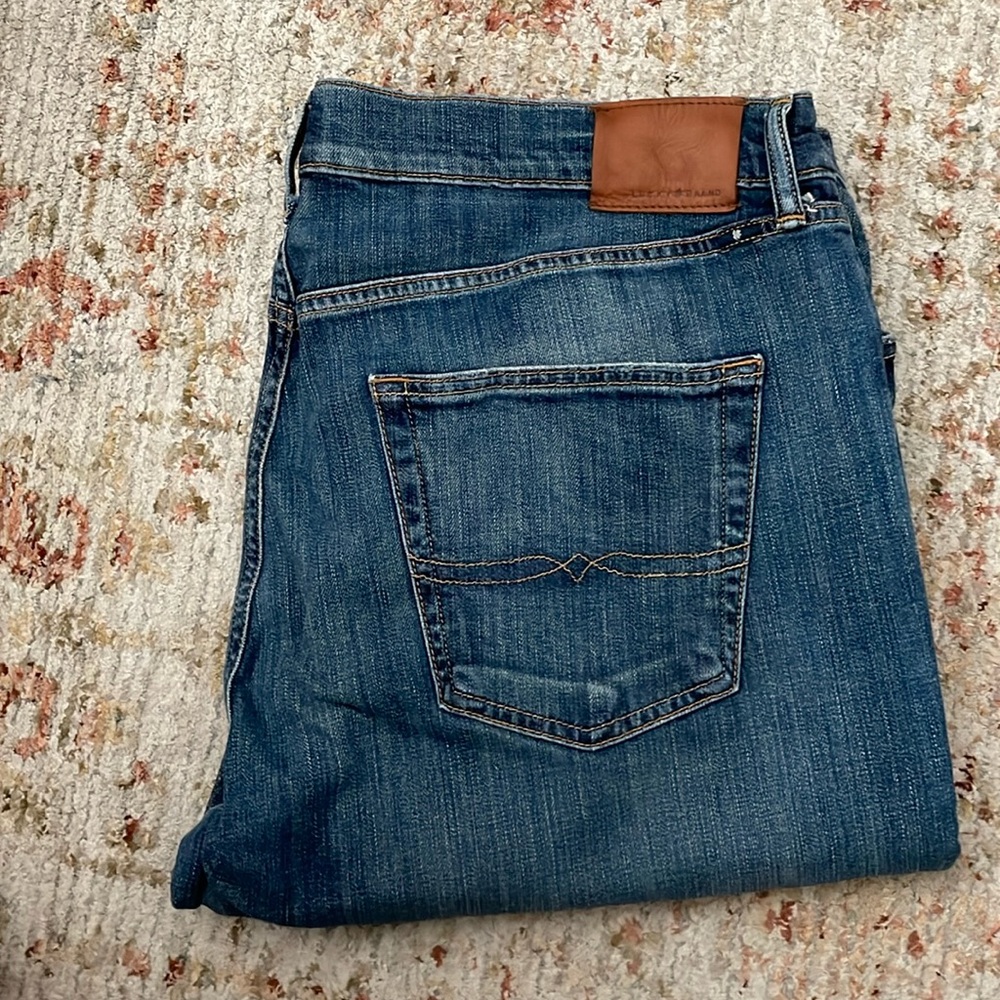 Men’s lucky brand jeans